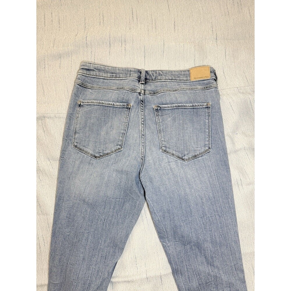 Abercrombie & Fitch High Rise Distressed Ankle Jeans Women's 30/10R L 30x26 - Picture 6 of 7